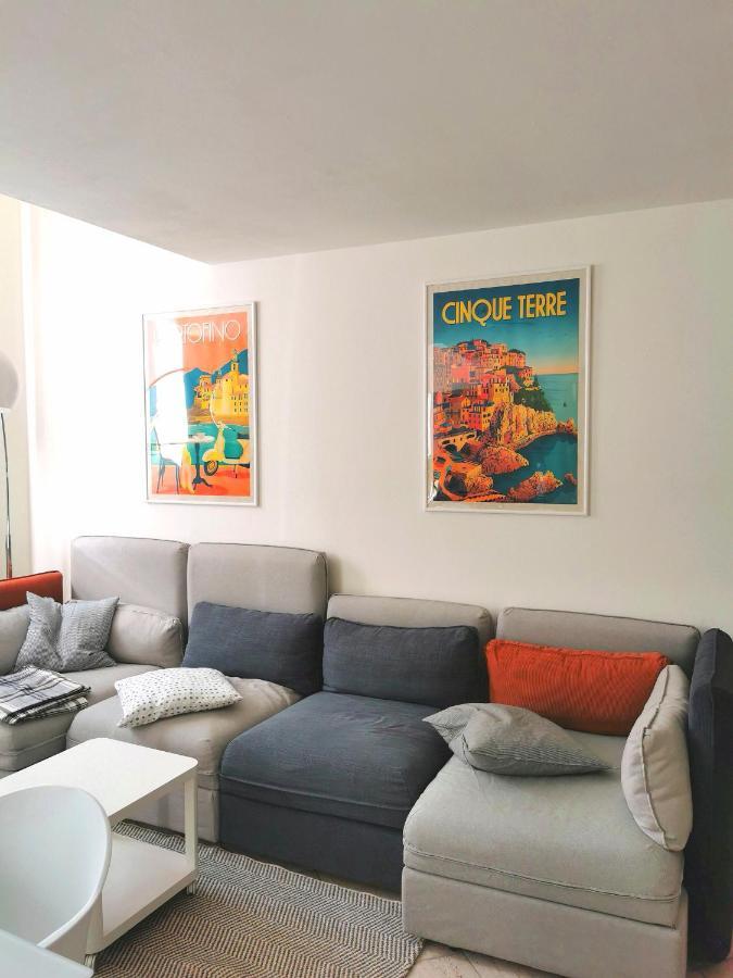 Old Town Apartment With Terrace - Live Love Lake Peschiera del Garda Exteriér fotografie