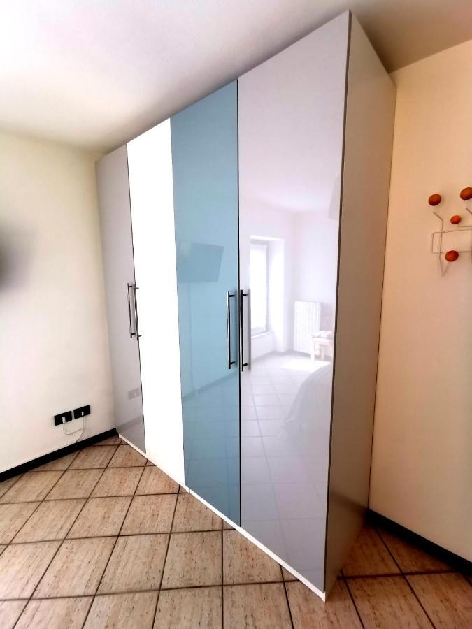 Old Town Apartment With Terrace - Live Love Lake Peschiera del Garda Exteriér fotografie