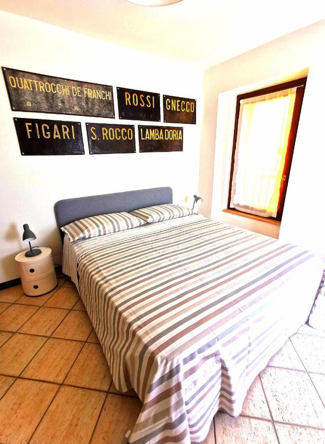 Old Town Apartment With Terrace - Live Love Lake Peschiera del Garda Exteriér fotografie