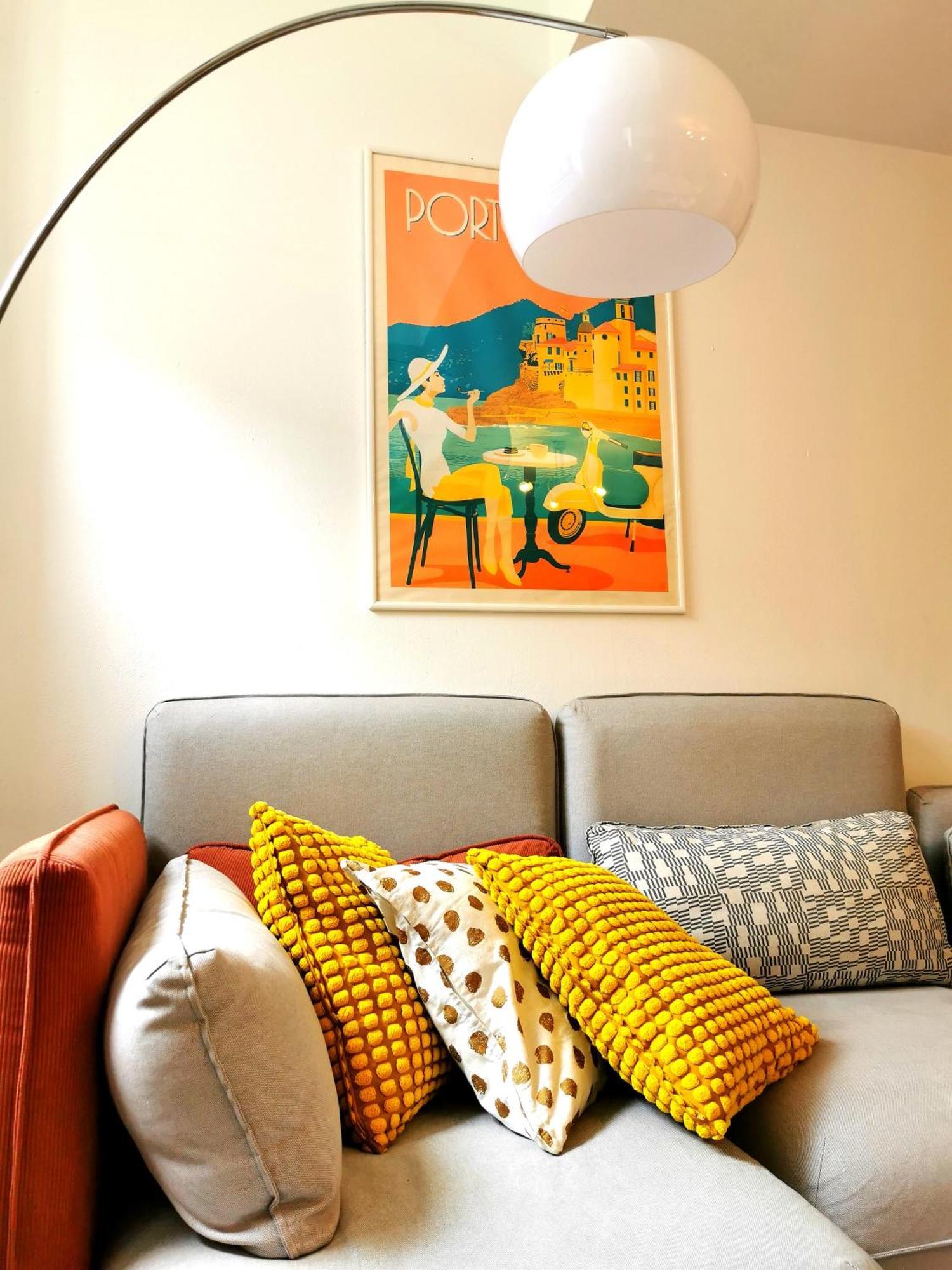 Old Town Apartment With Terrace - Live Love Lake Peschiera del Garda Exteriér fotografie